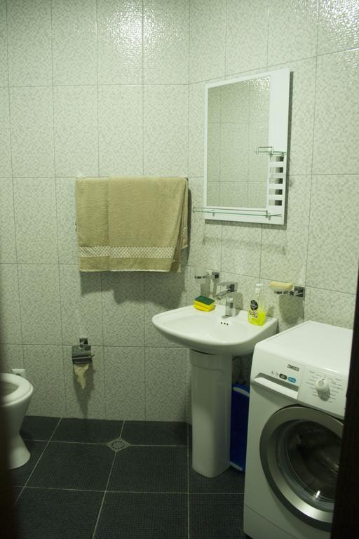 Mindia'S Two Bedroom Apartment Batumi Eksteriør billede